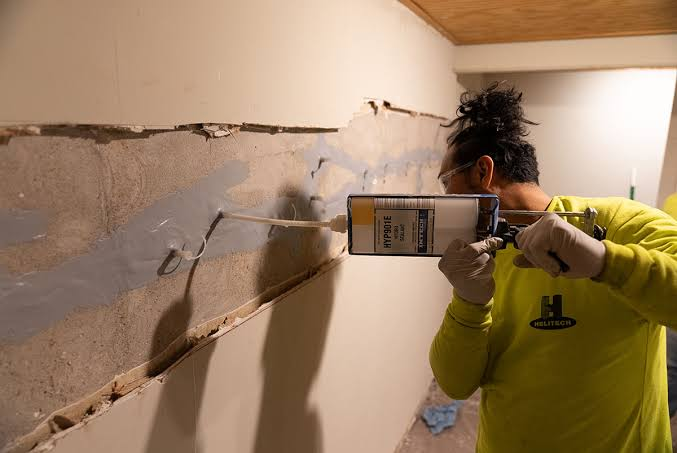 Fixing Common Wall Cracks Without Repainting