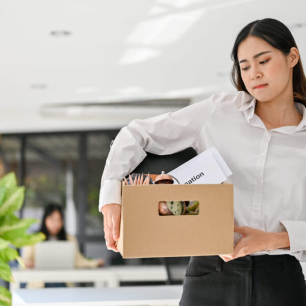 The First 30 Days After a Layoff: A Recruiter’s Week by Week Plan